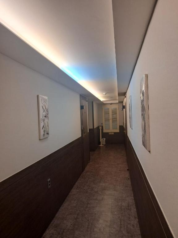蚕室拉维酒店 (Jamsil Hotel Ravi)