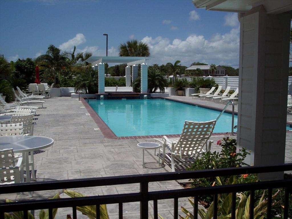 Lighthouse Inn at Aransas Bay photo