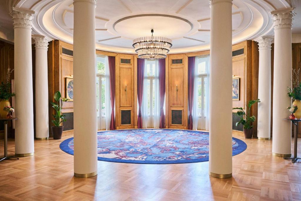 غرفة الاجتماعات/الاحتفالات