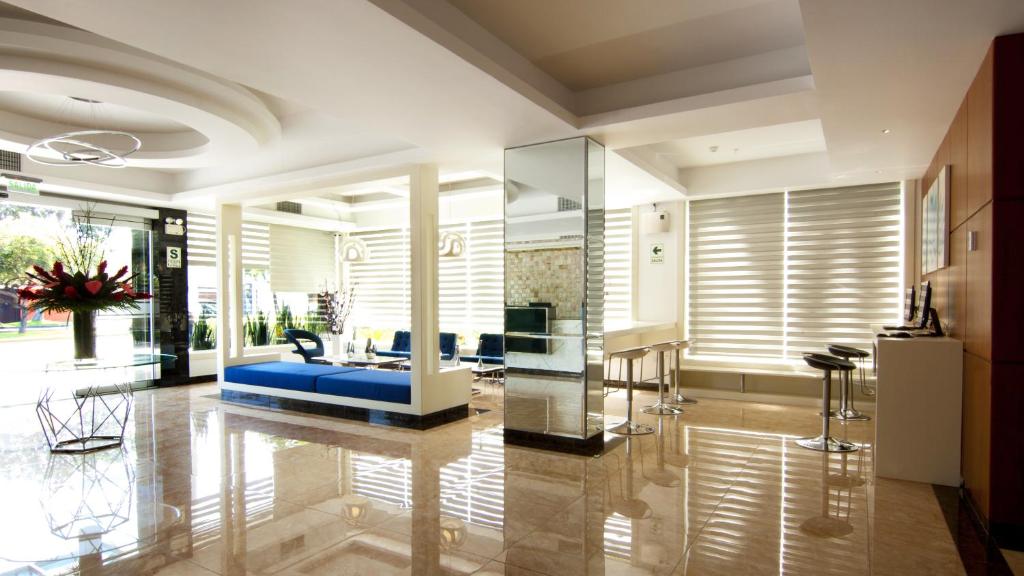 Lyz Business Hotel — Hotel in Lima