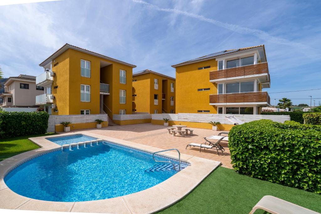 Albir Experience, Albir