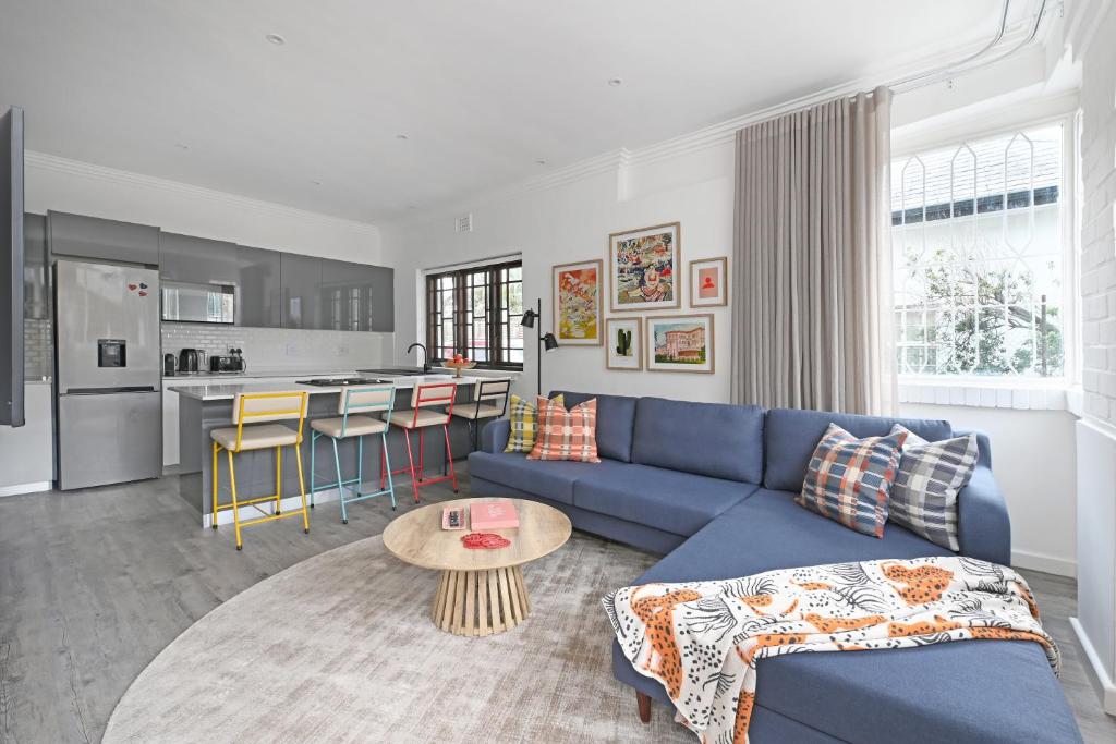 Stylish and Central 2 Bedroom Apartment in Cape Town, Кейптаун