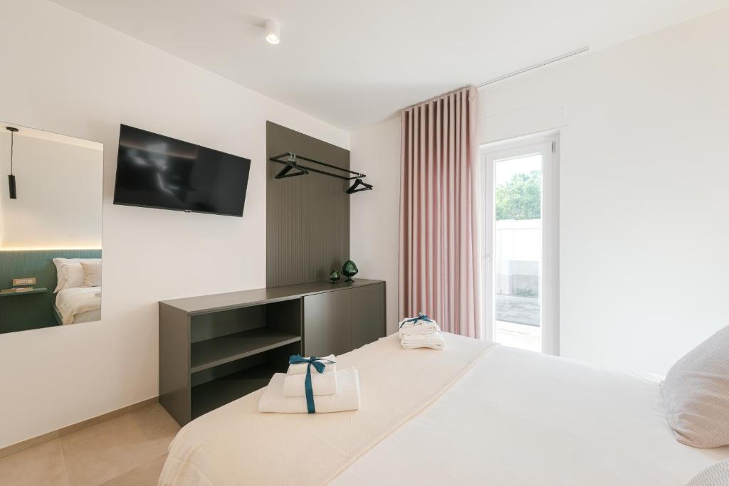 Eleia Domos - Mirea Homes - 4