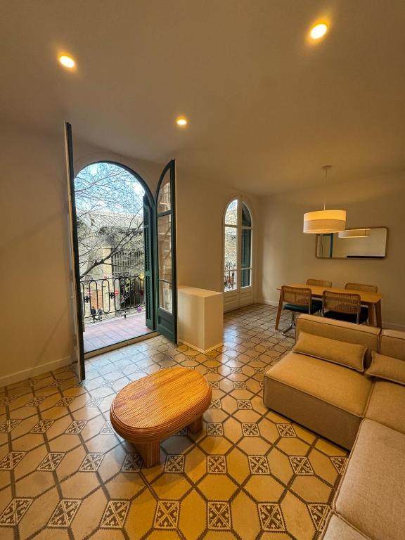 The Perfect Nomad's Home - Barcelona, Barcelona