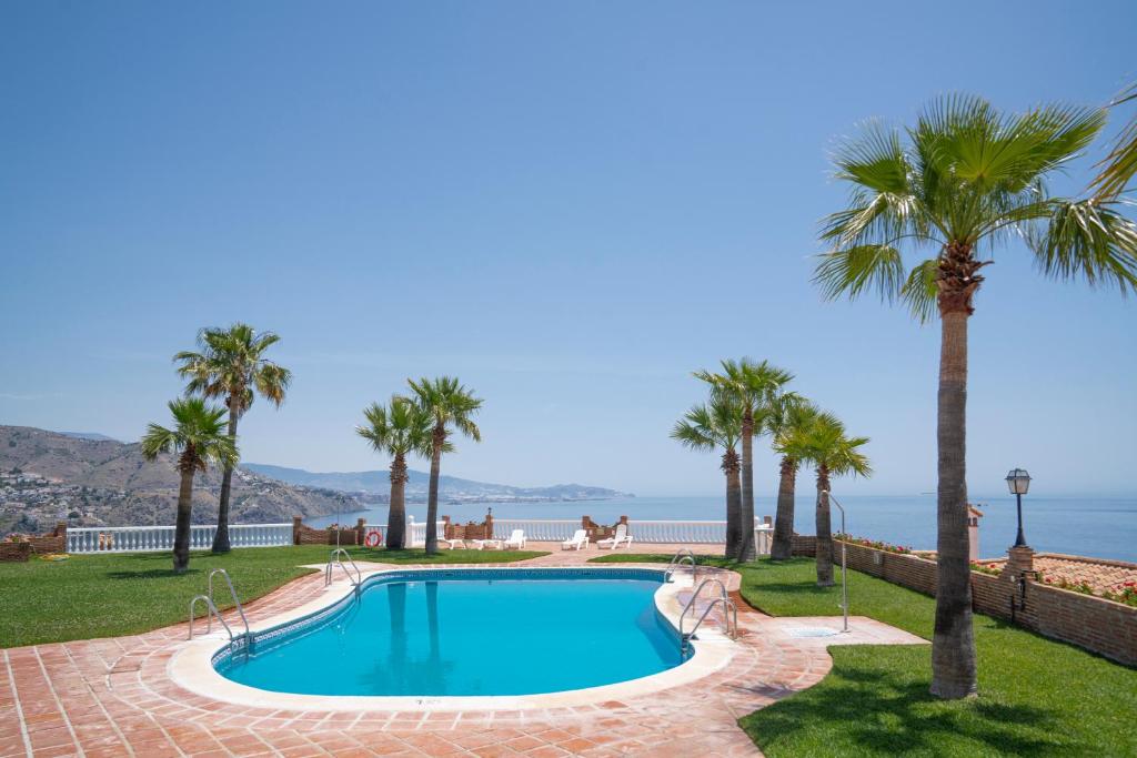 Lambda beach house piscina y parking - 3