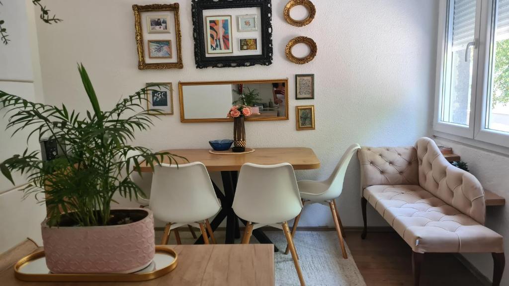 Peni Apartman Centar - 2