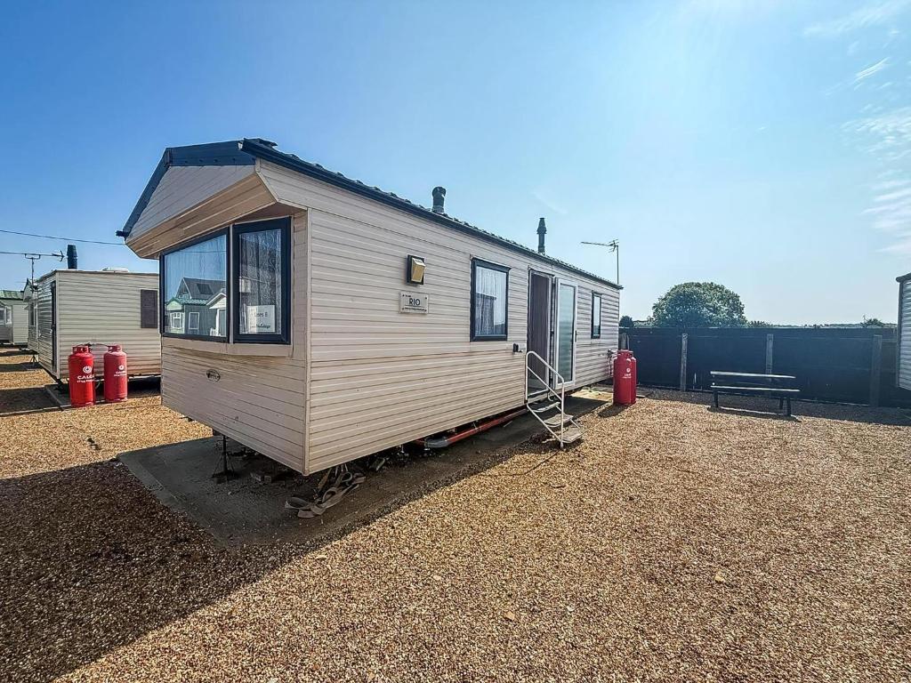 Dog Friendly 6 Berth Static Caravan By The Beach In Hunstanton Ref 13008L, Hunstanton