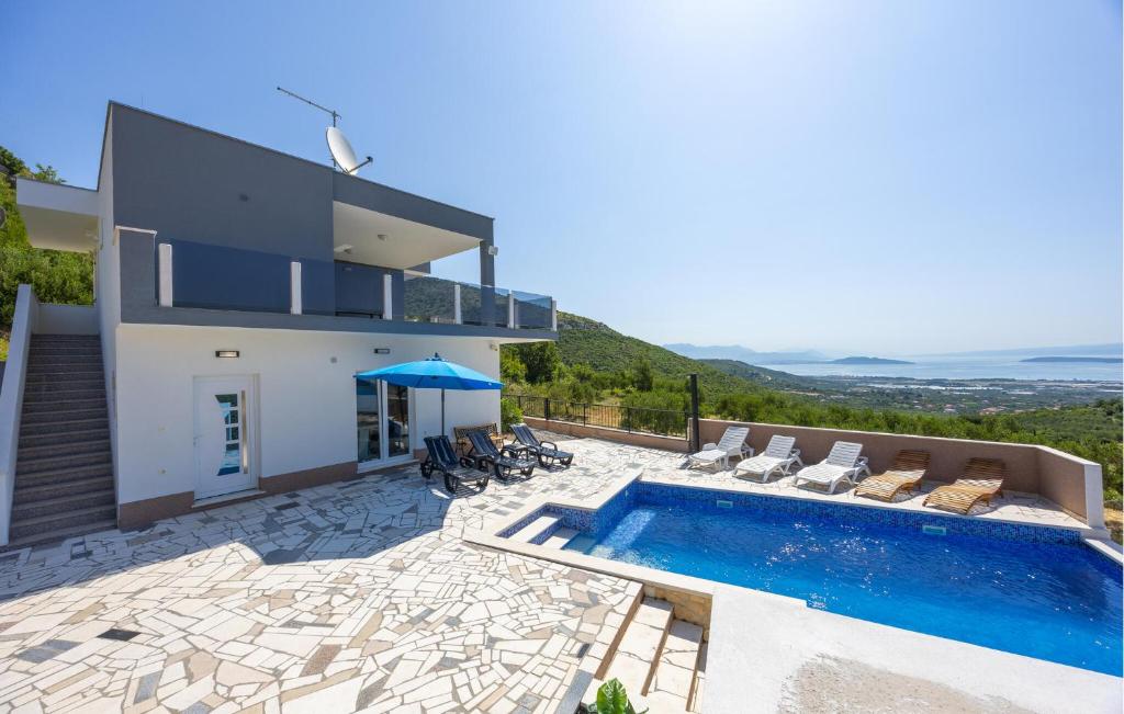 Awesome Home In Prgomet With Wifi, Plano