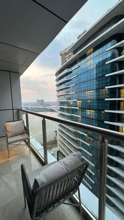 شقة فندقية Tawor Risdont Hilton النيل بالمعادي 17, Káhira