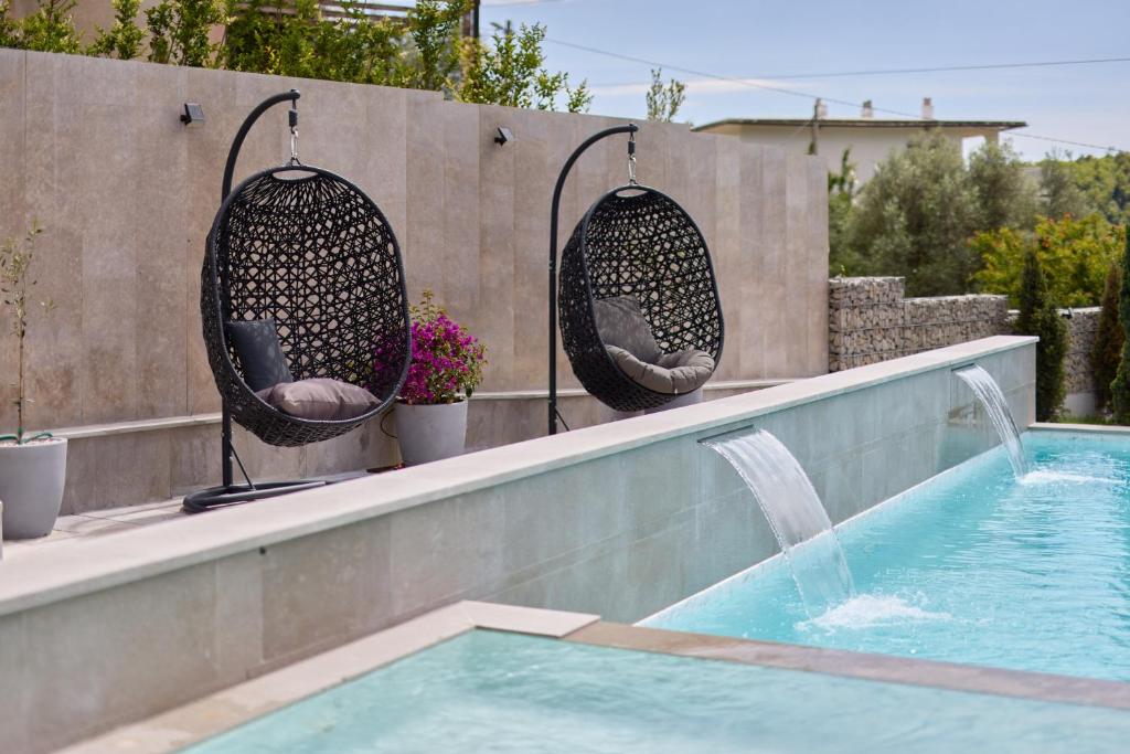 Villa Oaza with Outdoor Pool - 2
