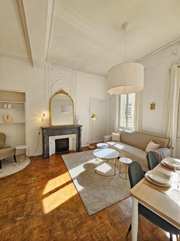 Le Faramineux, Élegant 2 chambres, Avignon