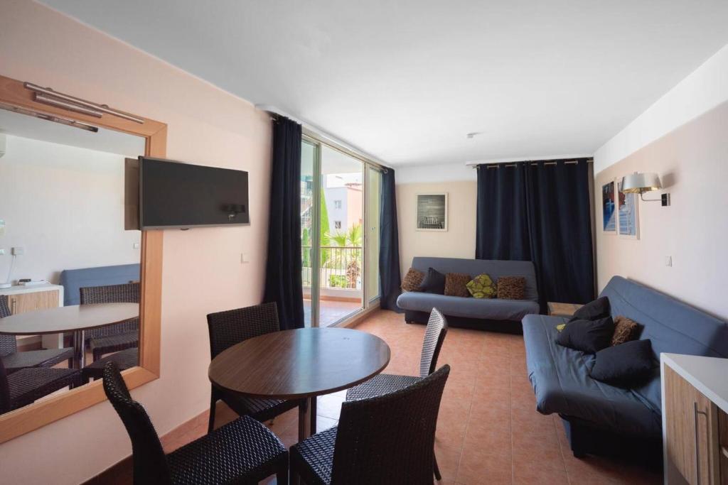 MISTRAL-Rare 6 pers, parking, wifi, ,clim, piscines - 5