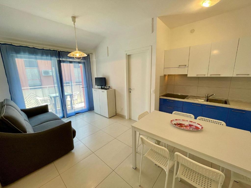 Functional flat in a residential area - 2