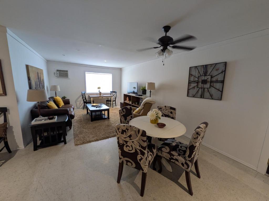 Maple Suites, Clearwater