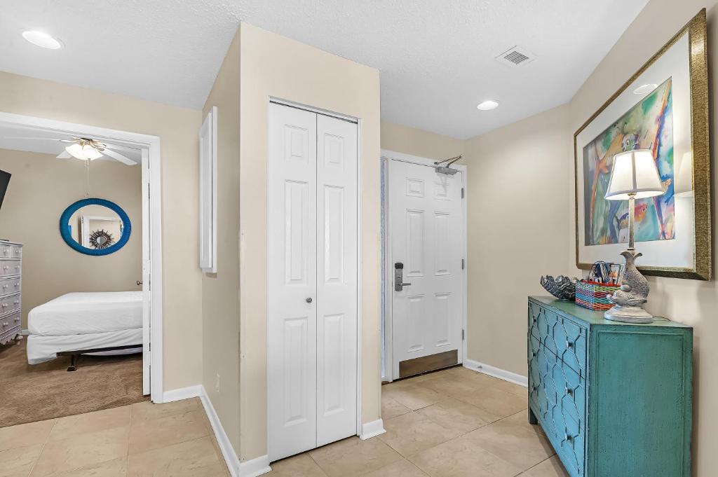 SeaChase 0904E, Orange Beach