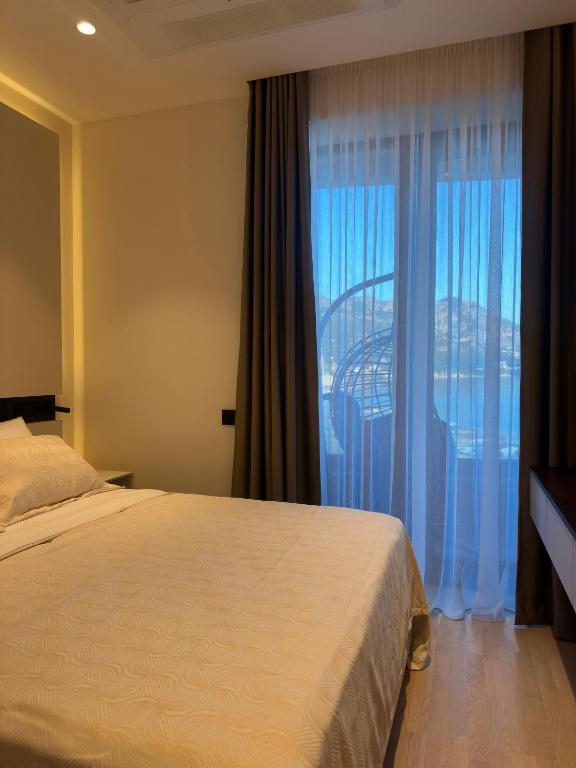 ZOA Seaview Apartment - 4