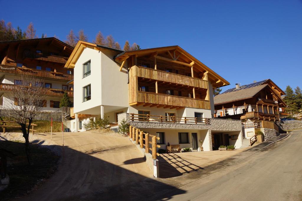 Apartments. Ambria - 1