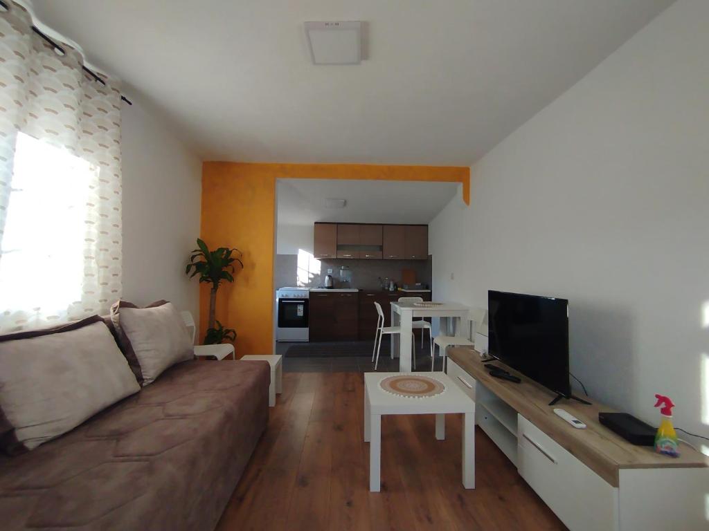Olive House - 4