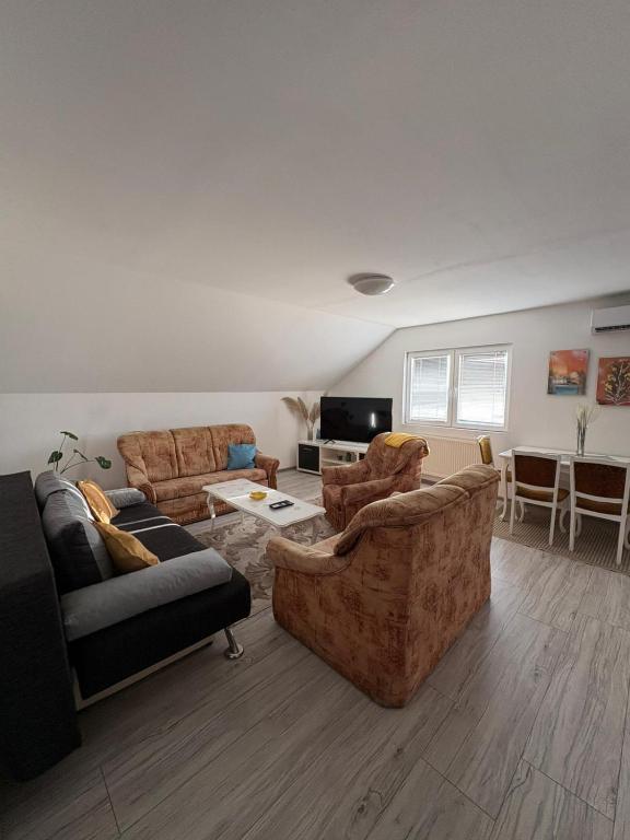 Apartman Salus - 1