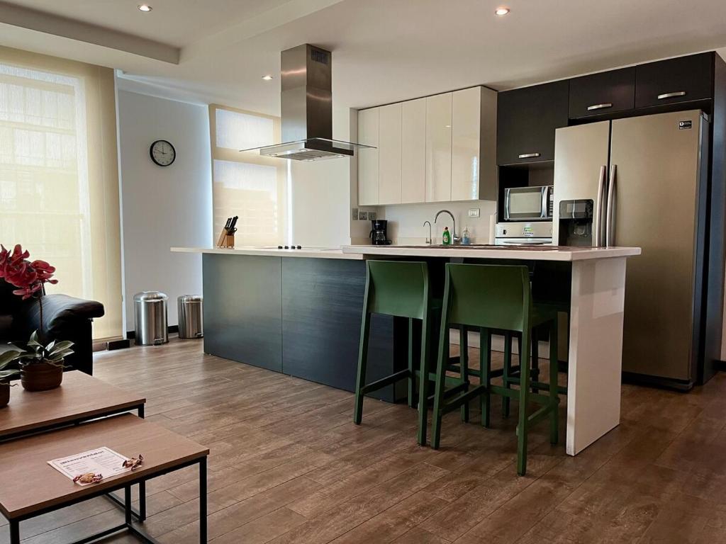 Comfy and Centric Apartment in Zone 10, Fontabella Square, Estación Pamplona