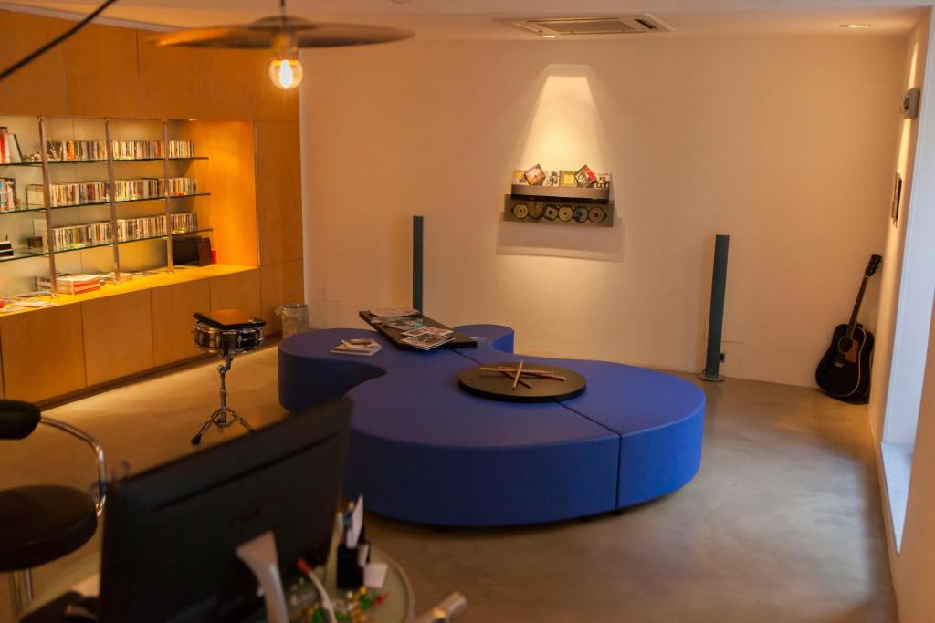 フロント・ロビー