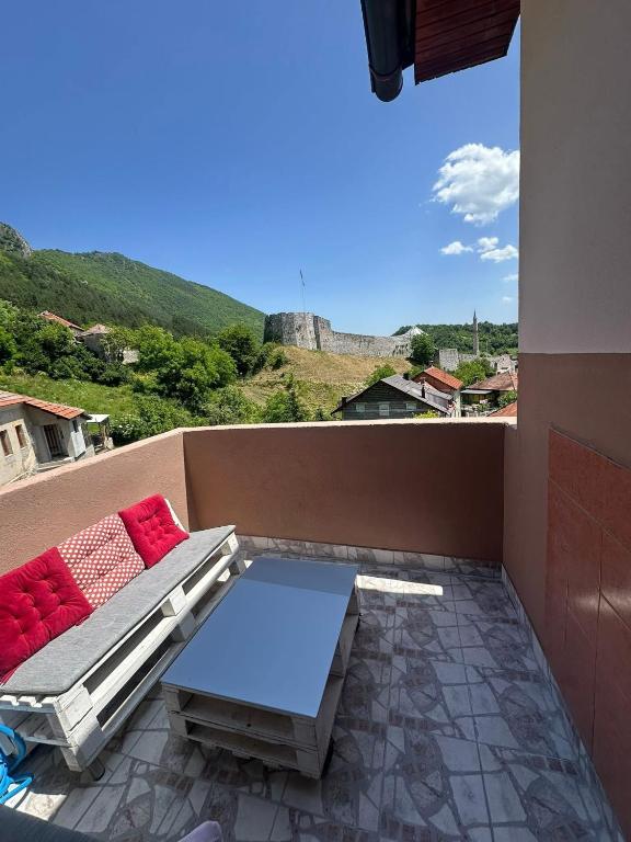 Stan Travnik, Travnik