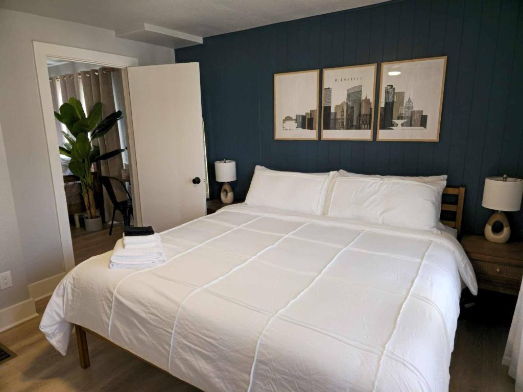 Modern Apt in Walker's Point, Milwaukee