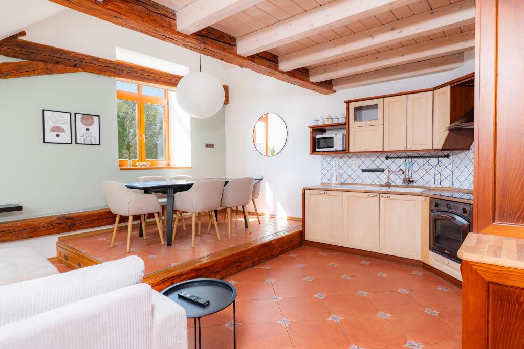 Pod hvězdami, Třeboň