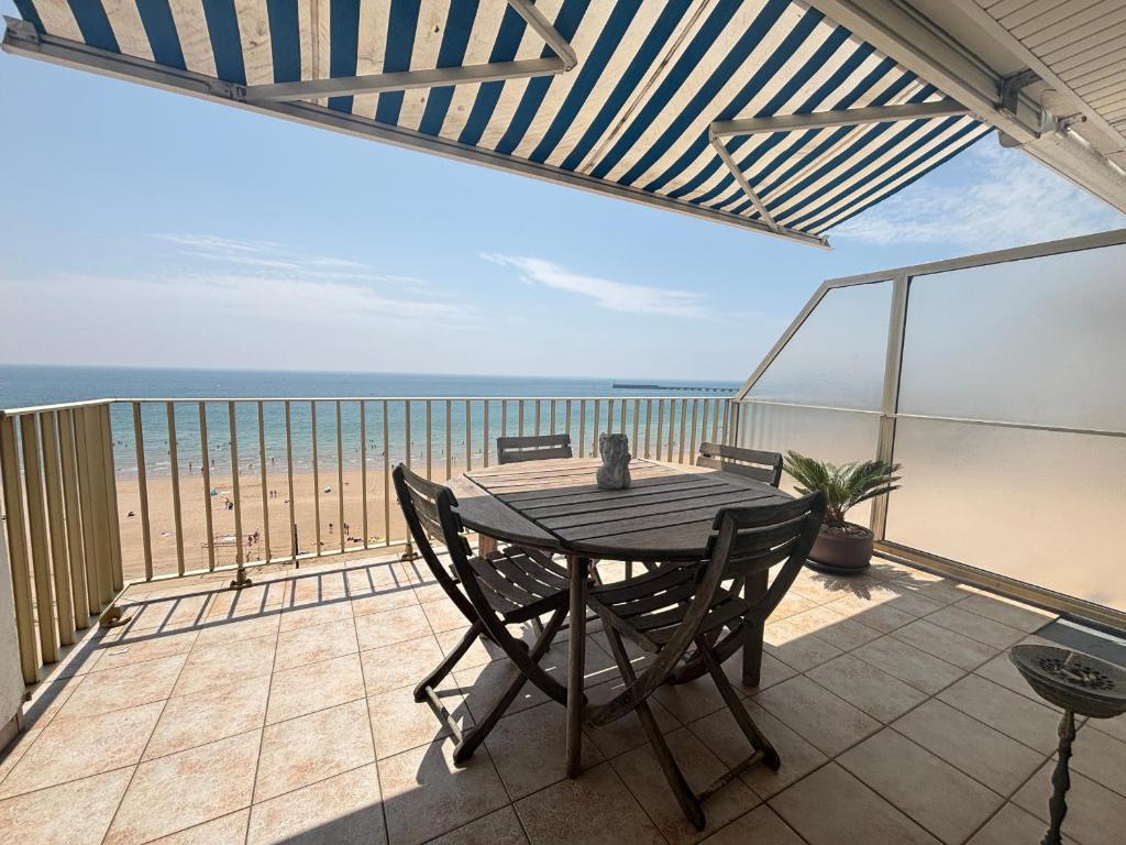 Appartement avec terrasse face plage, 4 pers - FR-1-197-629 - 1