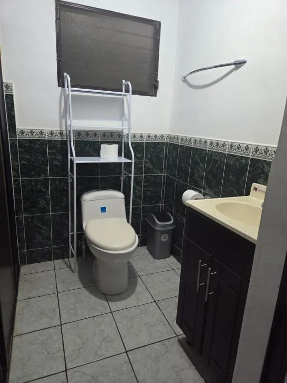 Hotel Ohana, hotel in San Juan Talpa