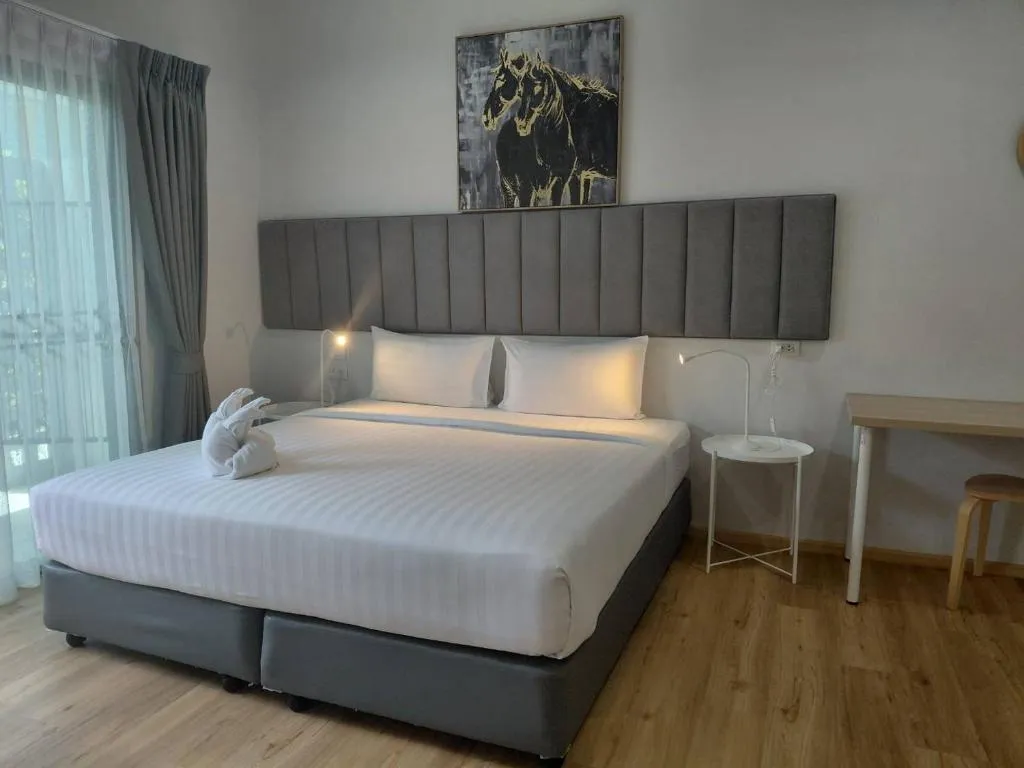 Xen Pool Access, hotel in Ban Klang