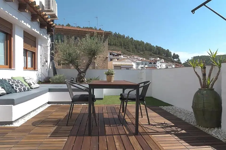 Casa La Temprana, hotel in Montán