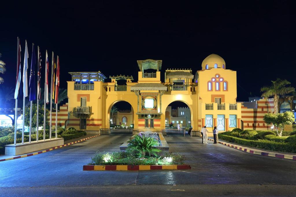 Entrance, Rehana Royal Beach Resort - Aquapark & Spa - Family & Couples Only in Sharm El Sheikh