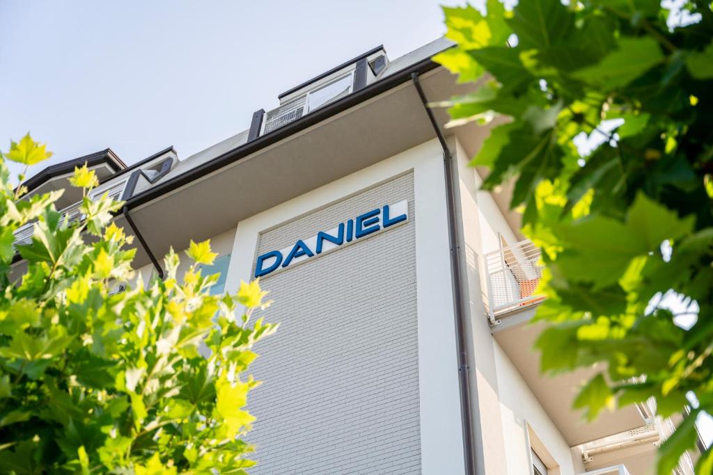 Daniel Apartments - 5