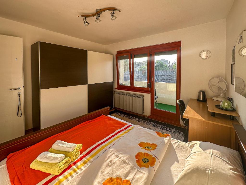 Cozy room with a balcony - 3