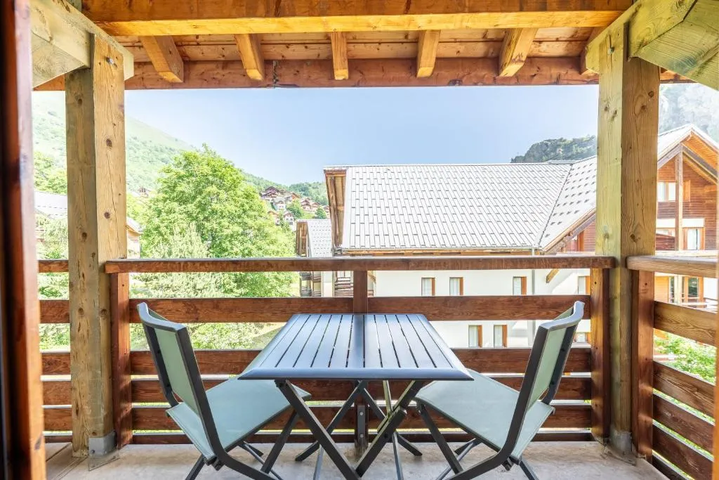 Appartement C21, hotel in Valloire