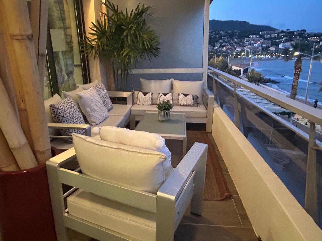 Premium Sea Front Apartment - 5