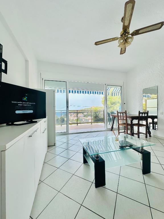 SEA VIEWS CALA CRANCS-Costa Apartments - 5