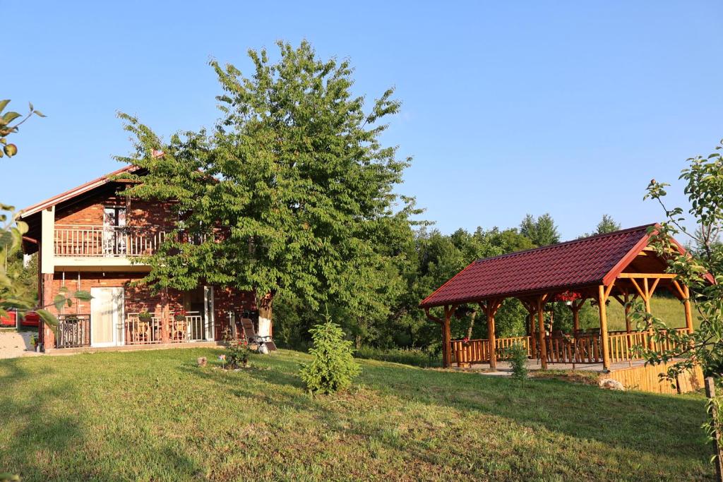 House Trebević ReStart, Petruše