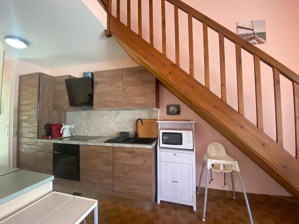 Dans les pins, maison agréable - 5