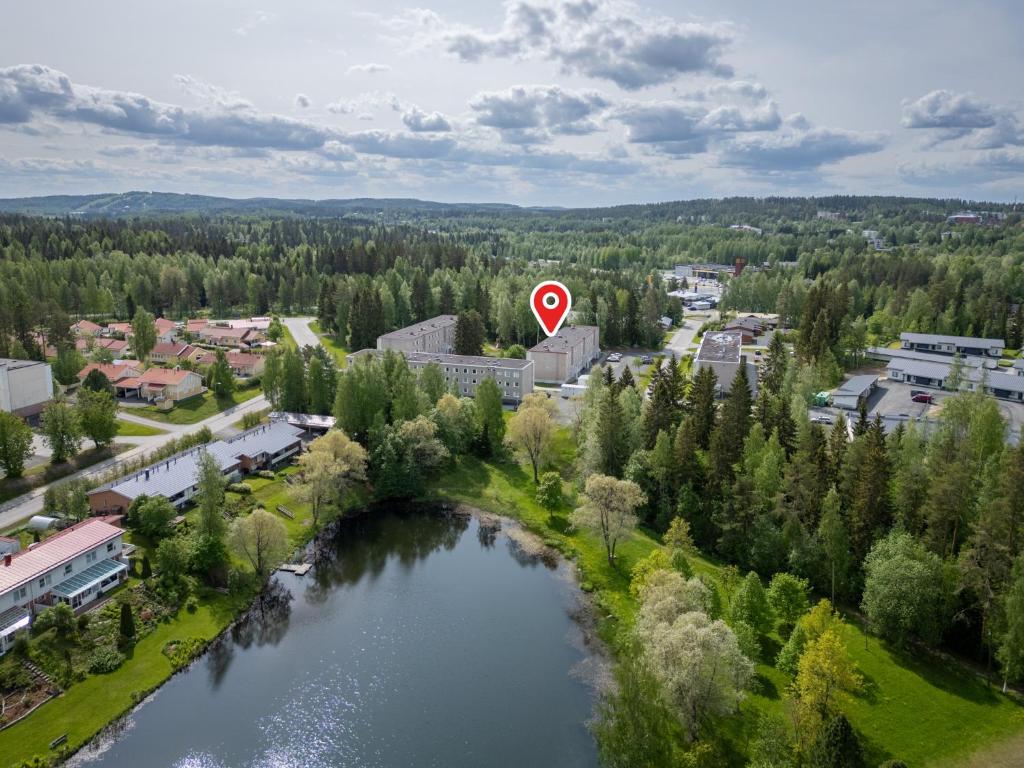 Simonsalo Serenity with Dux Beds WiFi and Free Parking, Siilinjärvi