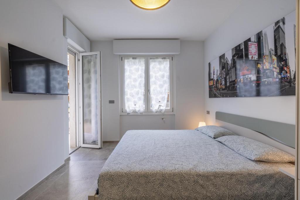 FIVE MINUTES WALK by Wonderful Italy, Sanremo