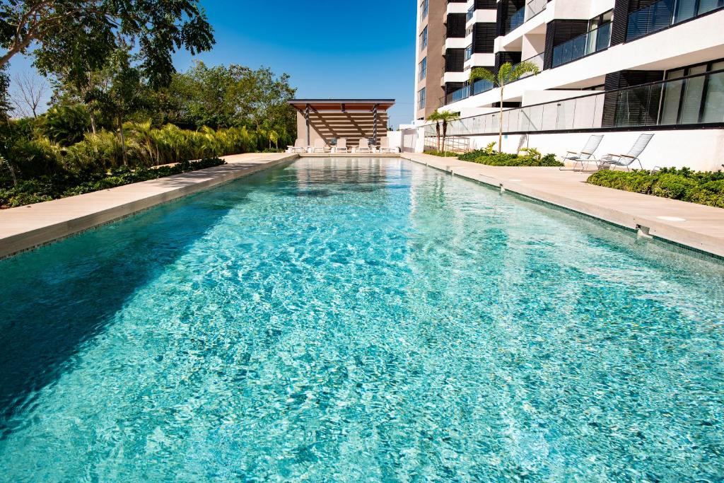 Signature Lux Condo US Consulate & The Harbor Mall, Mérida