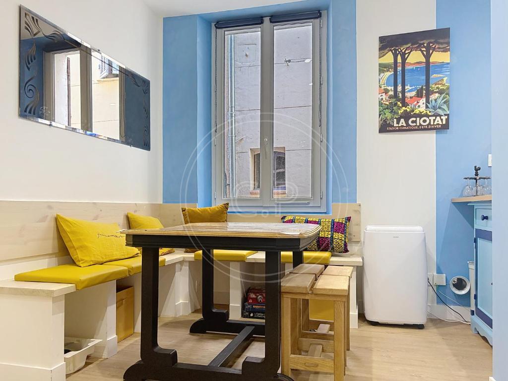 La Ciotat Shangri - 4 pers - 3 étoiles - Vieux Port quartier vivant - LC13 - 3