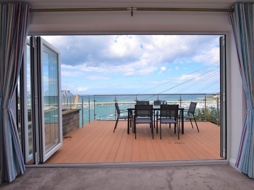 3 Bed in Brixham 75382, Brixham