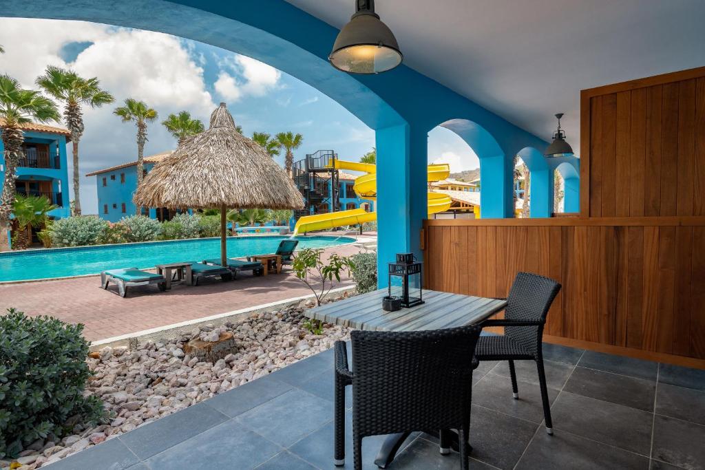 Kunuku Resort All Inclusive Curacao, Trademark by Wyndham バルコニー/テラス
