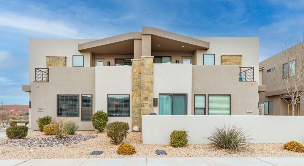 Zion Experience at Escondido Resort, Washington