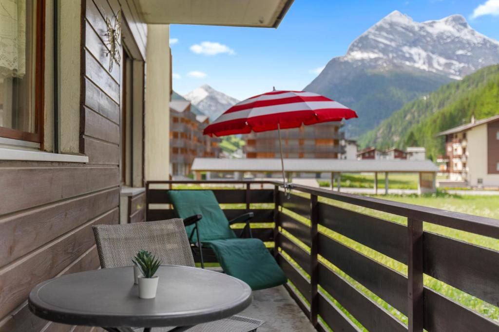 Vue, 2 terrasses & parking privé - Saas-Grund - 2