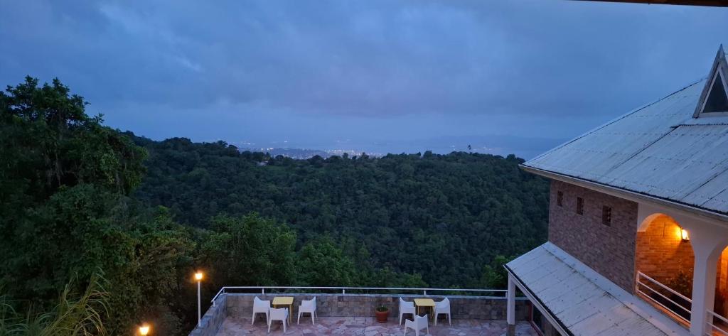 Petit coin de paradis, Case-Pilote