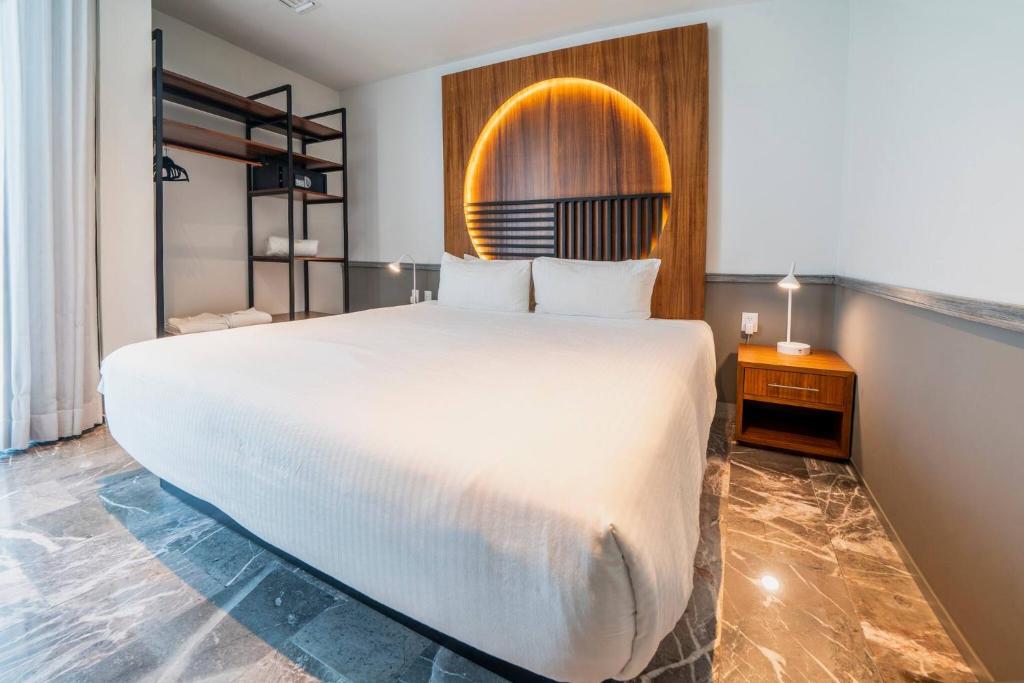 Luxury 2 BR Condo - Beautiful Ocean View at Singular Joy Residences, Jade - 3